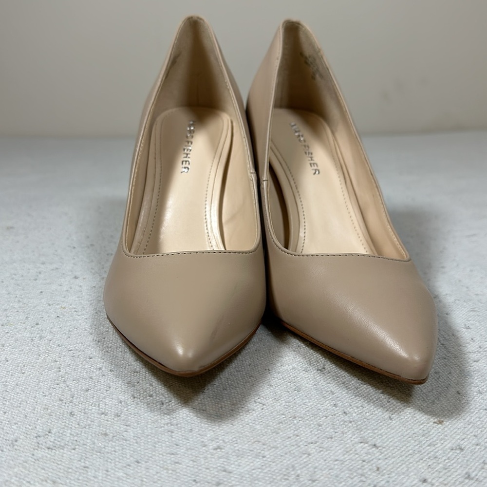 Marc Fisher Nude Block Heel Pumps Size 6.5 - Picture 8 of 15